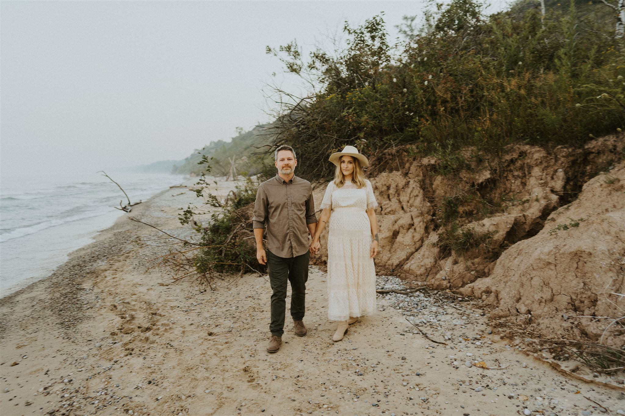 how to find an elopement photographer